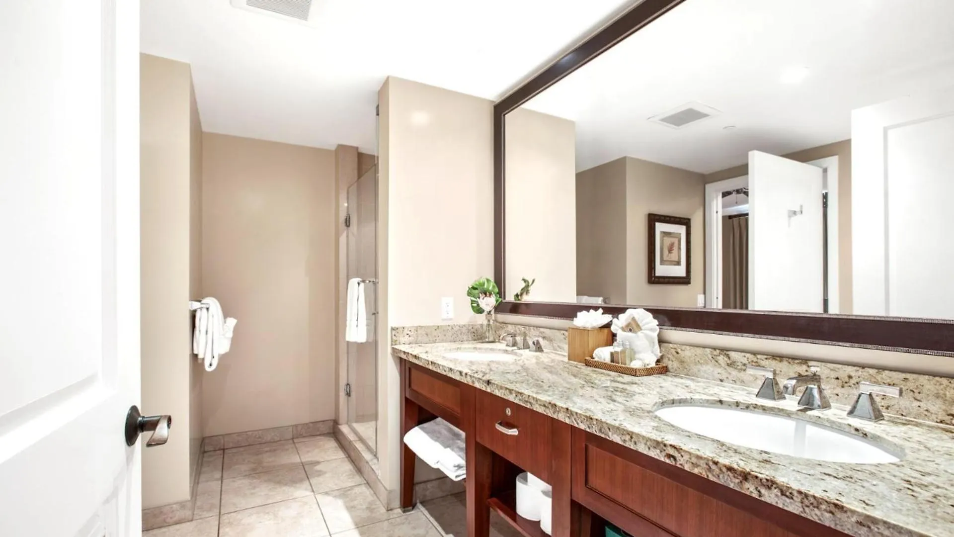 Kbm Resorts Free Car Honua Kai Konea Hkk-920 Oceanmountain Views Just Updated Kaanapali United States